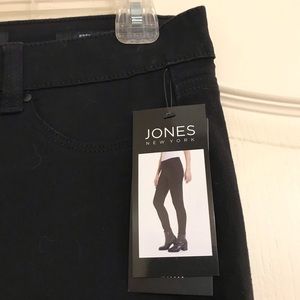 NWT Jones NY Black Dressy Skinny Jeans